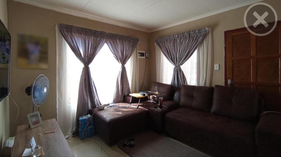 2 Bedroom Property for Sale in Soshanguve East Gauteng