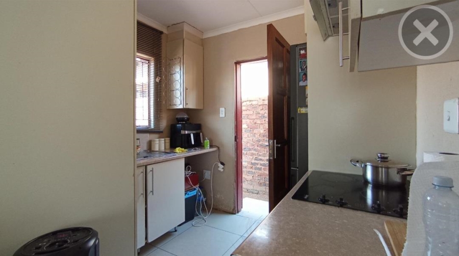 2 Bedroom Property for Sale in Soshanguve East Gauteng
