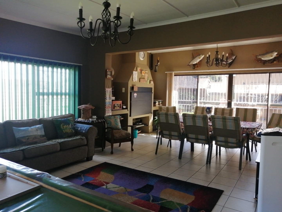 3 Bedroom Property for Sale in Parkrand Gauteng