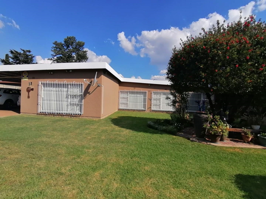 3 Bedroom Property for Sale in Parkrand Gauteng