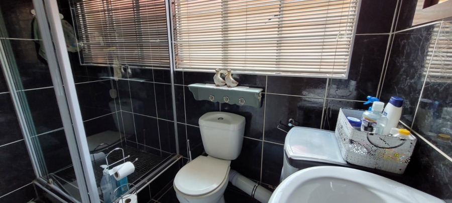 3 Bedroom Property for Sale in Randhart Gauteng