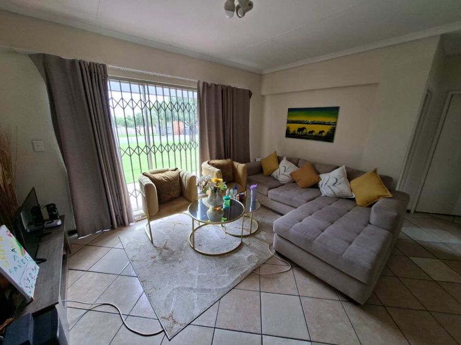 To Let 2 Bedroom Property for Rent in Roodepoort Gauteng