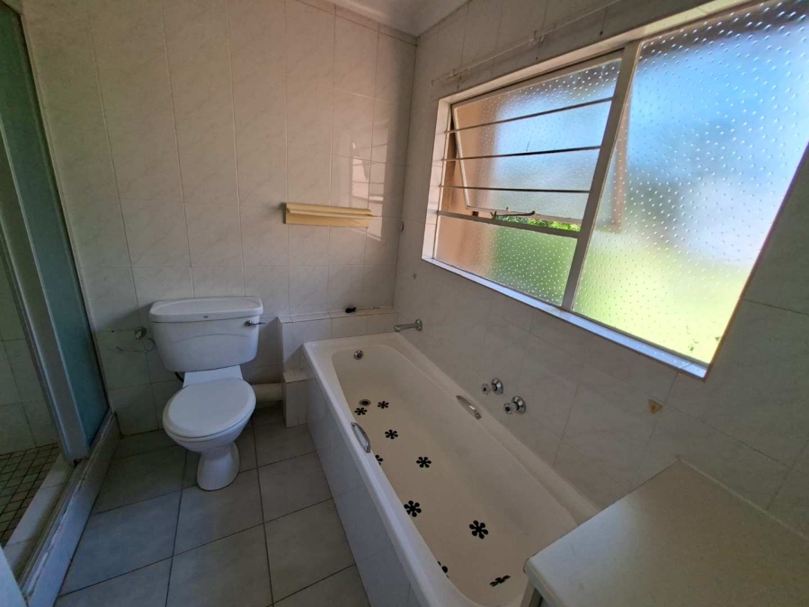 To Let 3 Bedroom Property for Rent in Fourways Gauteng
