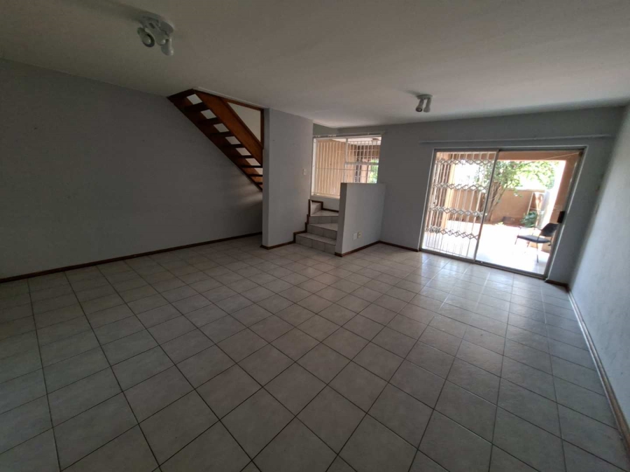 To Let 3 Bedroom Property for Rent in Fourways Gauteng