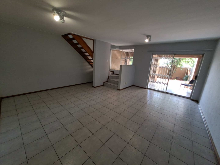 To Let 3 Bedroom Property for Rent in Fourways Gauteng
