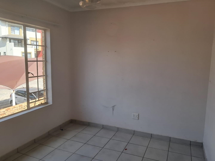 To Let 2 Bedroom Property for Rent in Noordwyk Gauteng