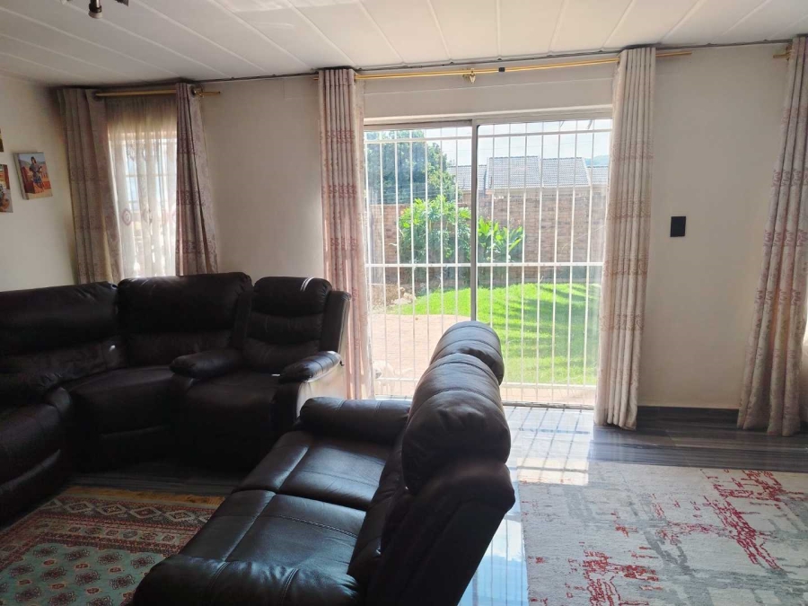 To Let 3 Bedroom Property for Rent in Mayfield Gauteng
