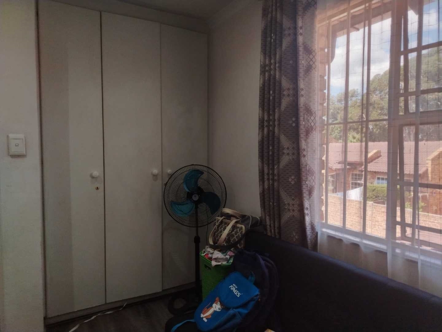 To Let 3 Bedroom Property for Rent in Mayfield Gauteng