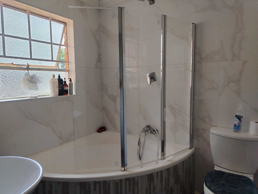 To Let 3 Bedroom Property for Rent in Mayfield Gauteng