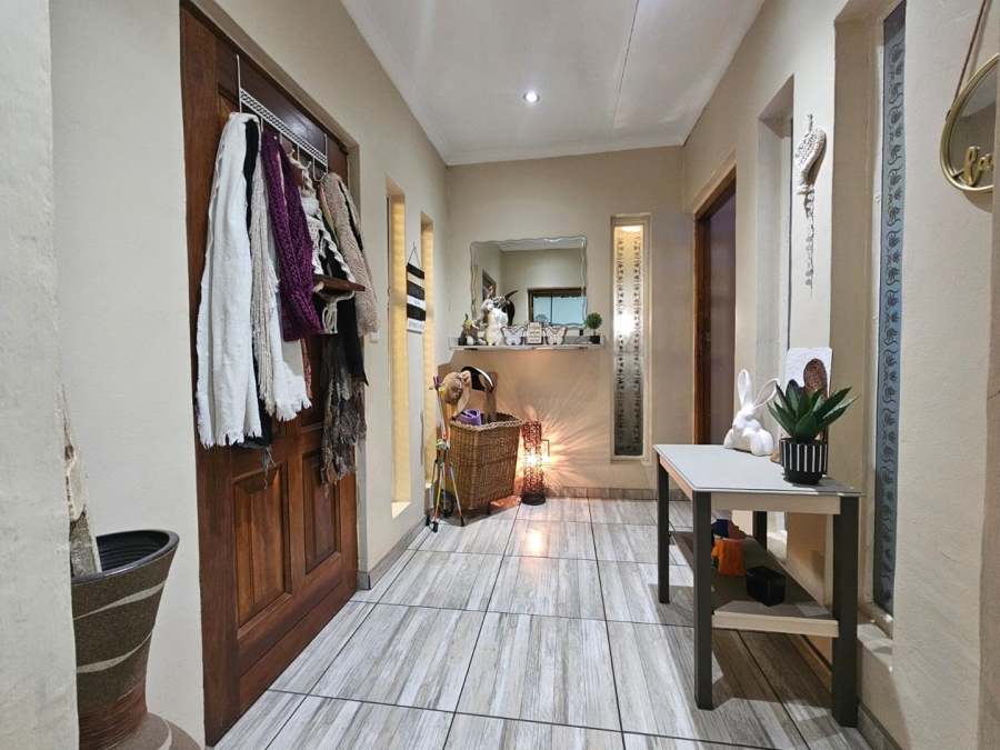 3 Bedroom Property for Sale in Verwoerdpark Gauteng