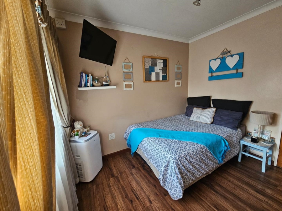 3 Bedroom Property for Sale in Verwoerdpark Gauteng