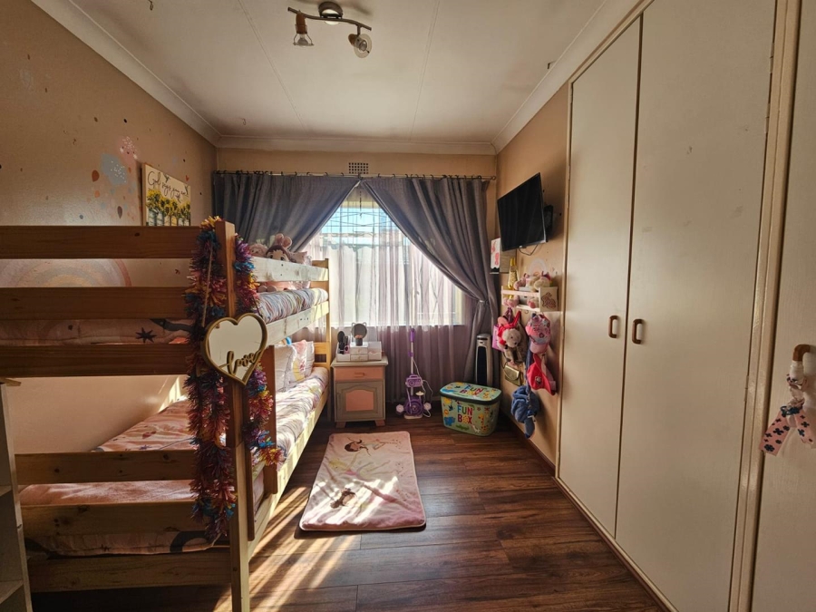 3 Bedroom Property for Sale in Verwoerdpark Gauteng