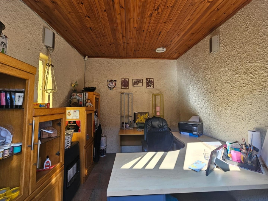 3 Bedroom Property for Sale in Verwoerdpark Gauteng