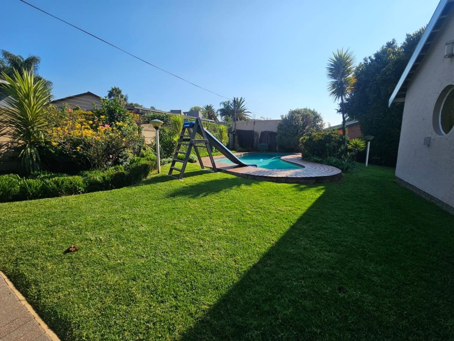 3 Bedroom Property for Sale in Verwoerdpark Gauteng