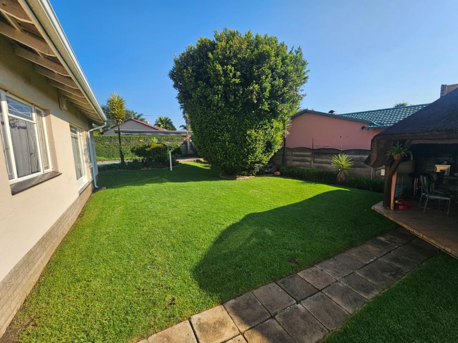 3 Bedroom Property for Sale in Verwoerdpark Gauteng