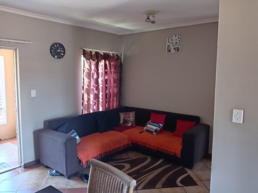 2 Bedroom Property for Sale in Equestria Gauteng