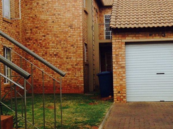 2 Bedroom Property for Sale in Equestria Gauteng