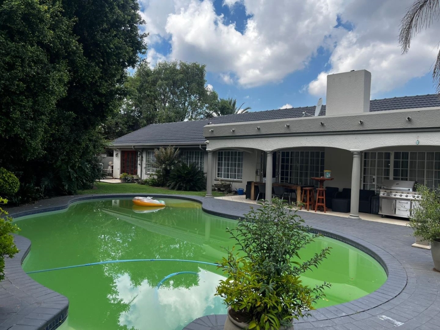 4 Bedroom Property for Sale in Farrarmere Gauteng