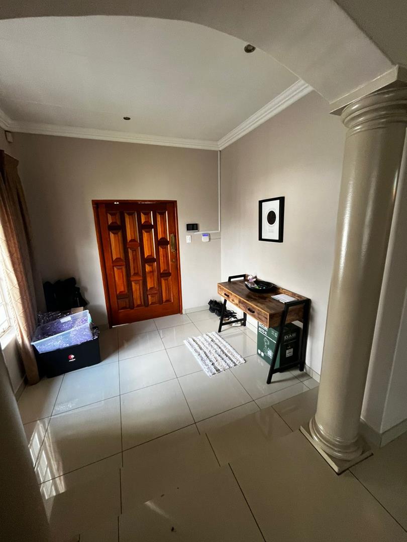 4 Bedroom Property for Sale in Farrarmere Gauteng