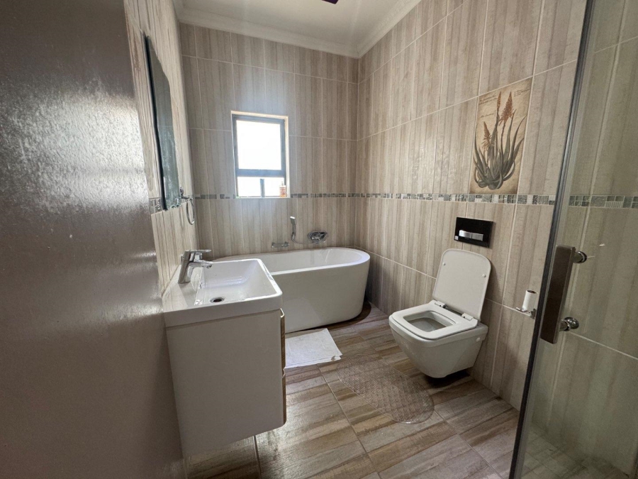 To Let 6 Bedroom Property for Rent in Amandasig Gauteng