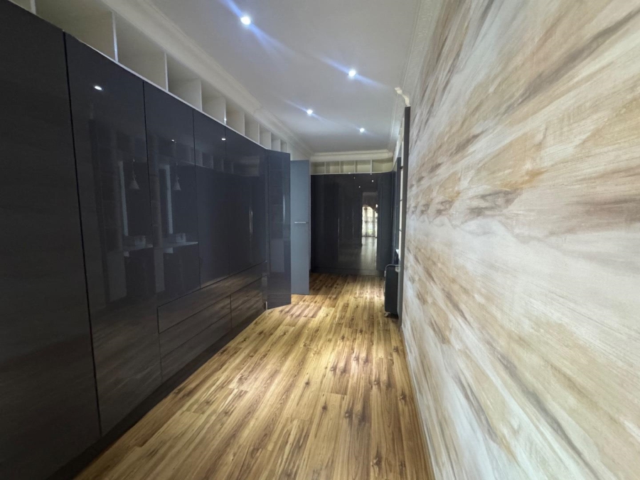 To Let 6 Bedroom Property for Rent in Amandasig Gauteng