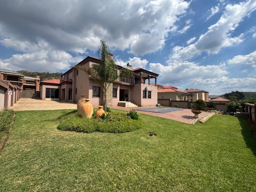 To Let 6 Bedroom Property for Rent in Amandasig Gauteng