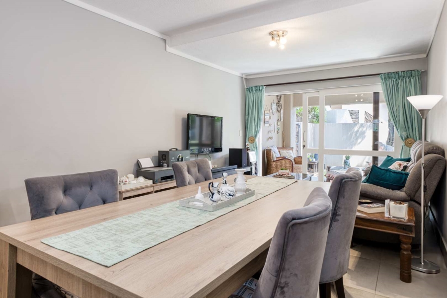 2 Bedroom Property for Sale in Douglasdale Gauteng