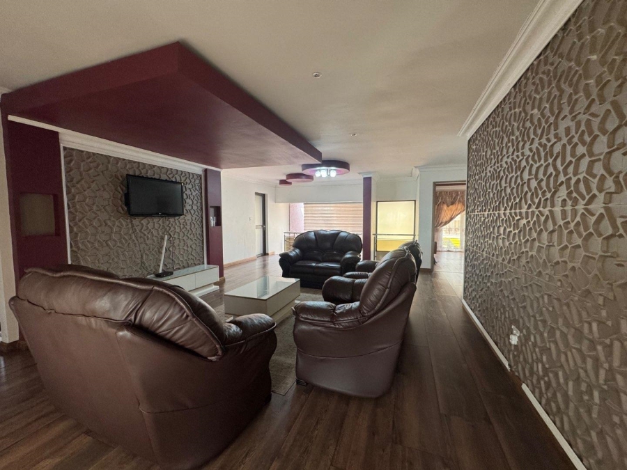 6 Bedroom Property for Sale in Amandasig Gauteng