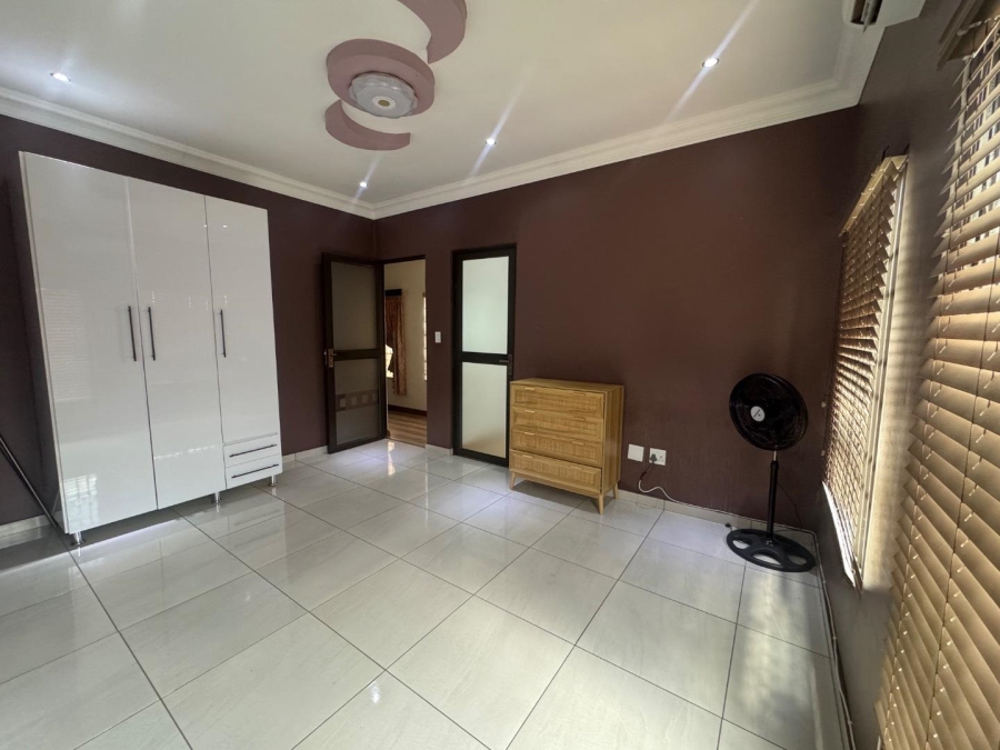 6 Bedroom Property for Sale in Amandasig Gauteng