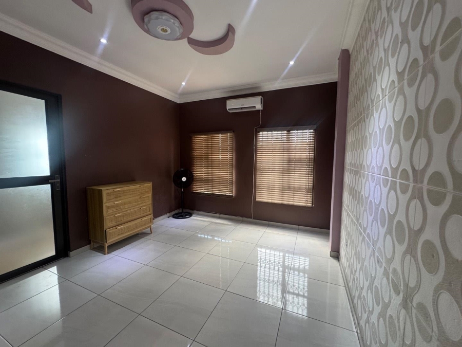 6 Bedroom Property for Sale in Amandasig Gauteng