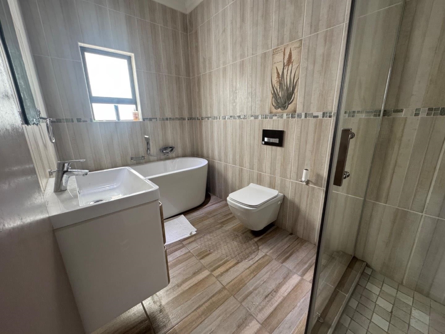 6 Bedroom Property for Sale in Amandasig Gauteng