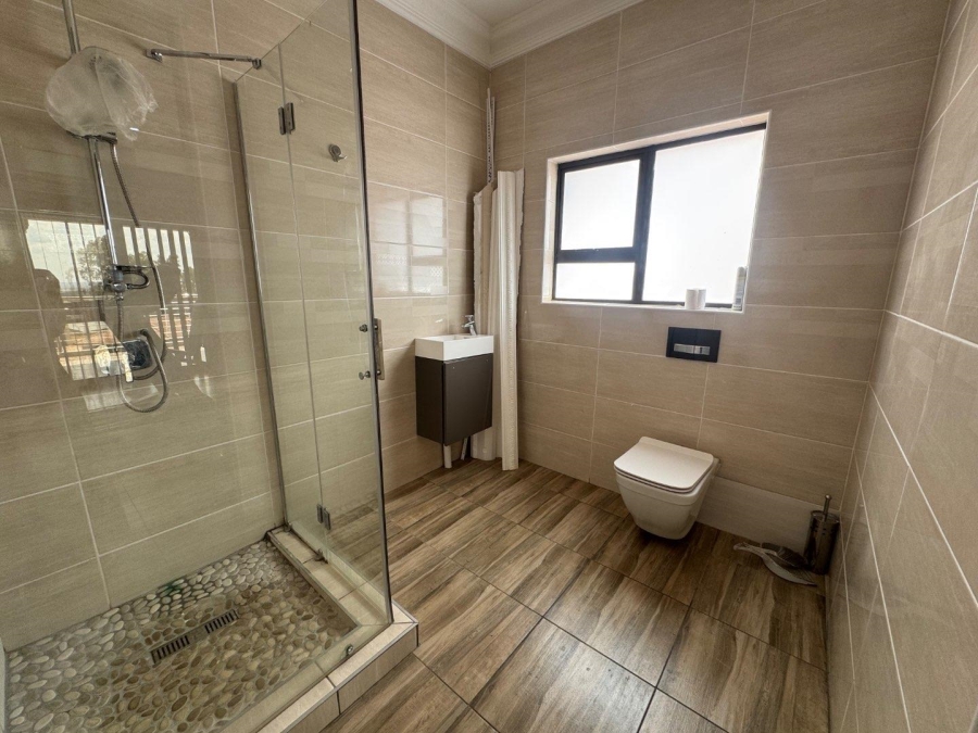 6 Bedroom Property for Sale in Amandasig Gauteng