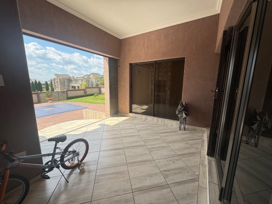 6 Bedroom Property for Sale in Amandasig Gauteng