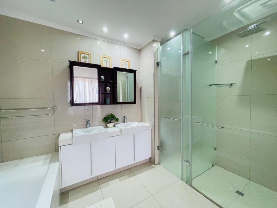 To Let 2 Bedroom Property for Rent in Morningside Gauteng