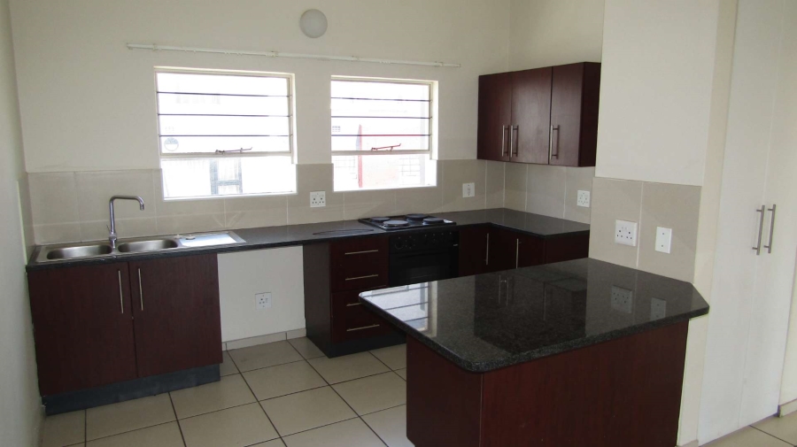 To Let 1 Bedroom Property for Rent in Ferndale Gauteng
