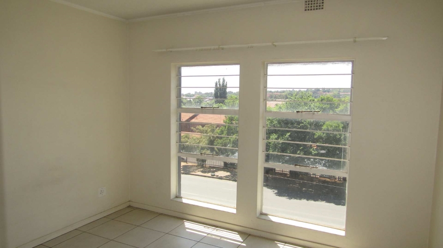 To Let 1 Bedroom Property for Rent in Ferndale Gauteng