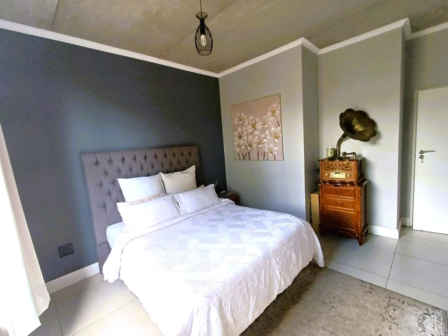 2 Bedroom Property for Sale in Ferndale Gauteng