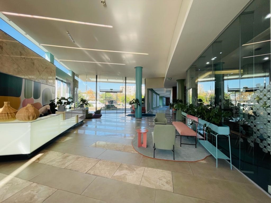 To Let 2 Bedroom Property for Rent in Sandown Gauteng