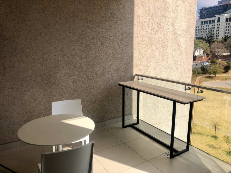 To Let 2 Bedroom Property for Rent in Sandown Gauteng