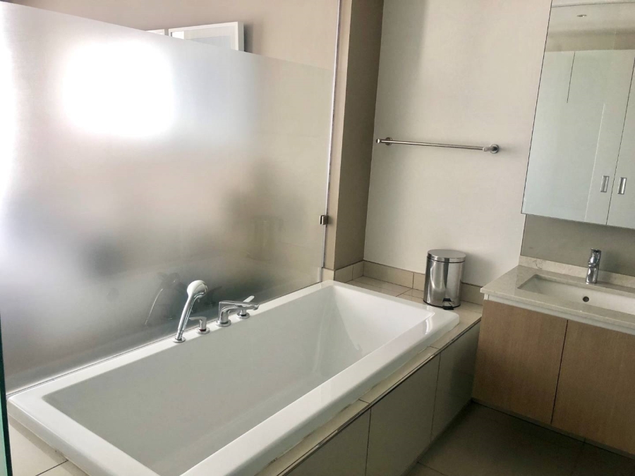 To Let 2 Bedroom Property for Rent in Sandown Gauteng