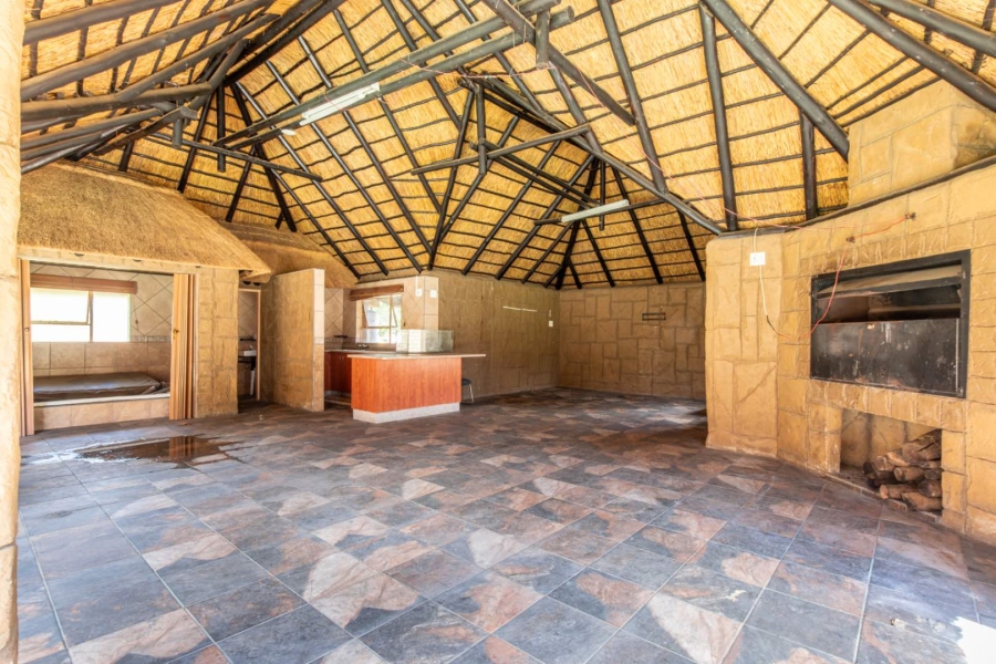 6 Bedroom Property for Sale in Rietvallei A H Gauteng