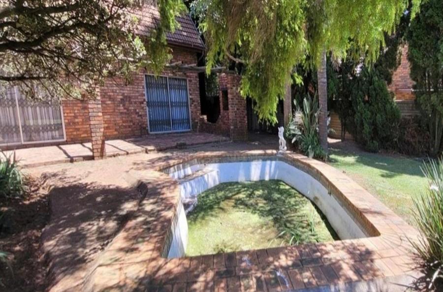 2 Bedroom Property for Sale in Birch Acres Gauteng