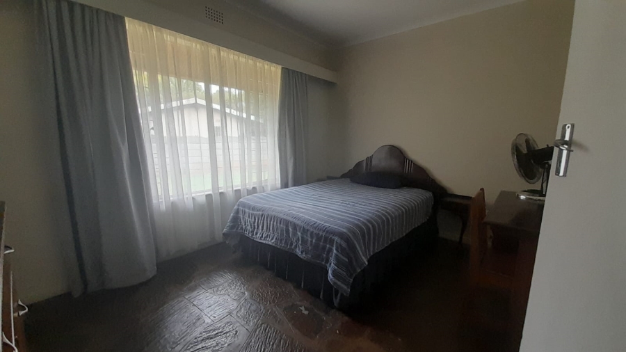 4 Bedroom Property for Sale in Glen Marais Gauteng