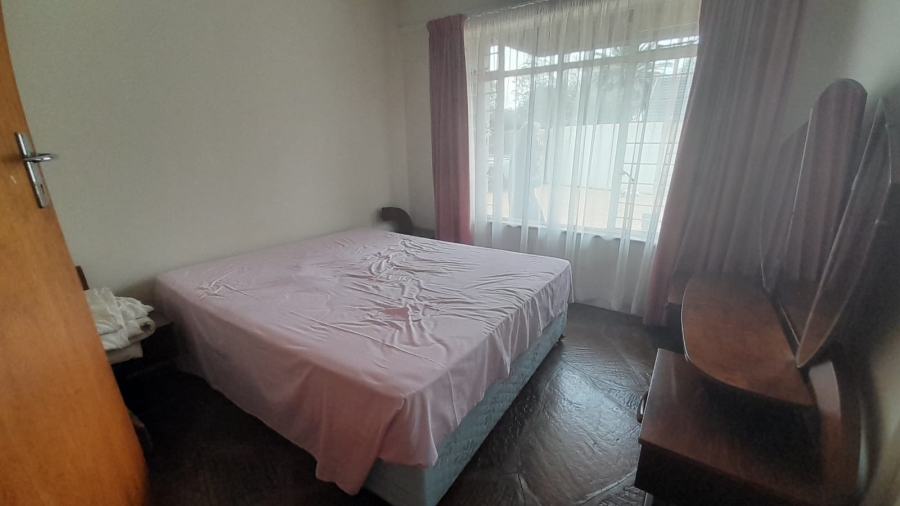 4 Bedroom Property for Sale in Glen Marais Gauteng