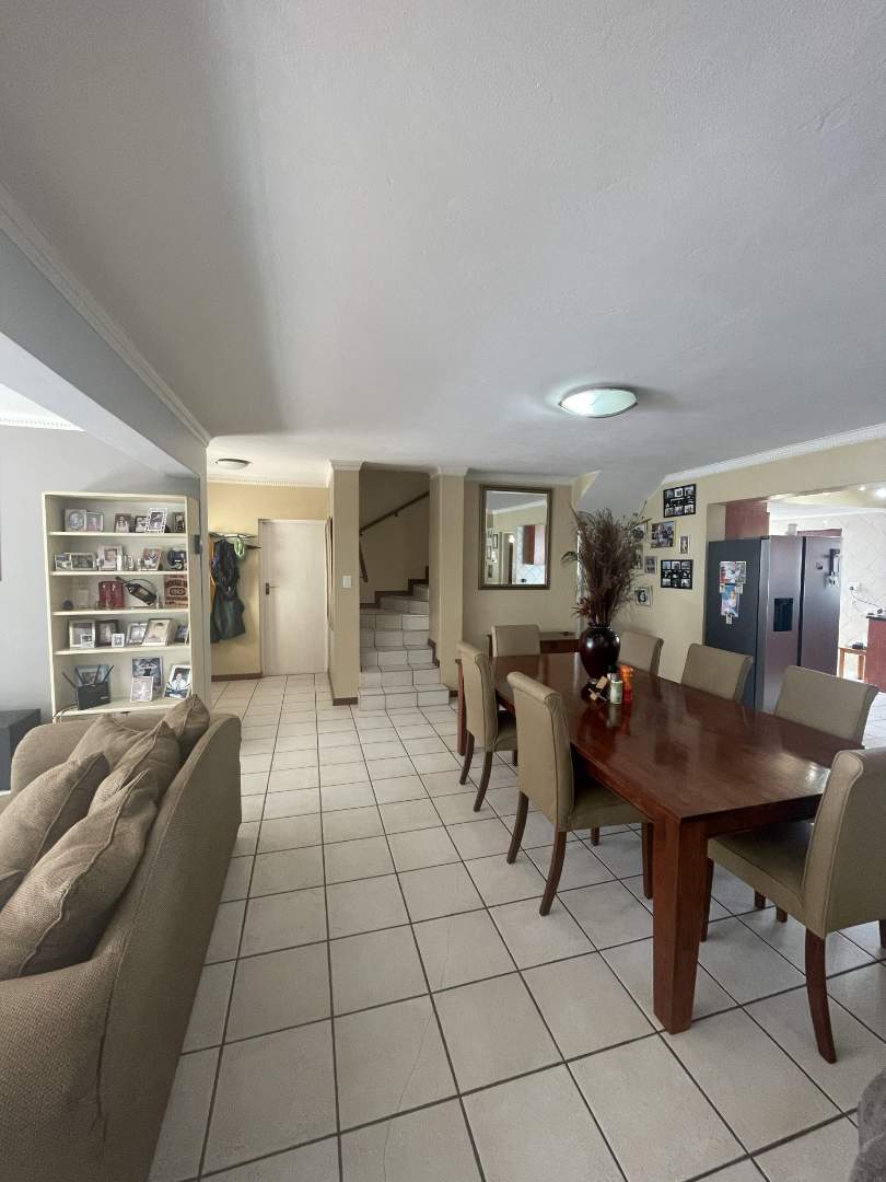 4 Bedroom Property for Sale in Woodlands Gauteng