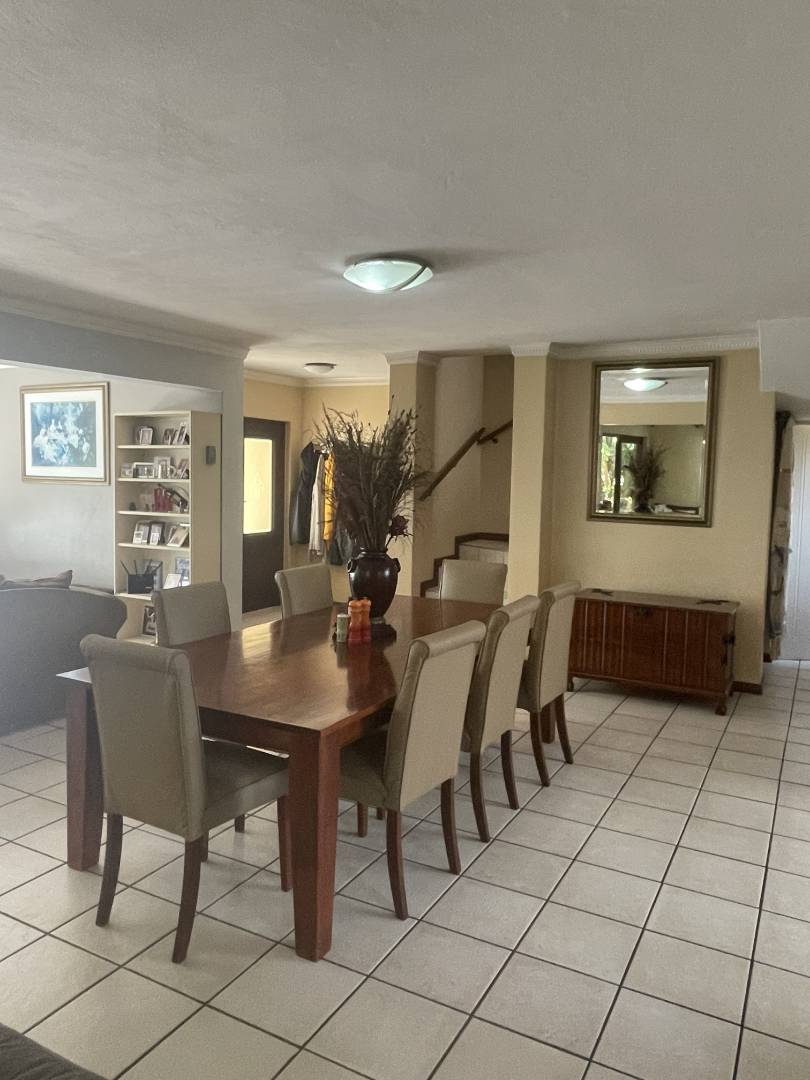 4 Bedroom Property for Sale in Woodlands Gauteng