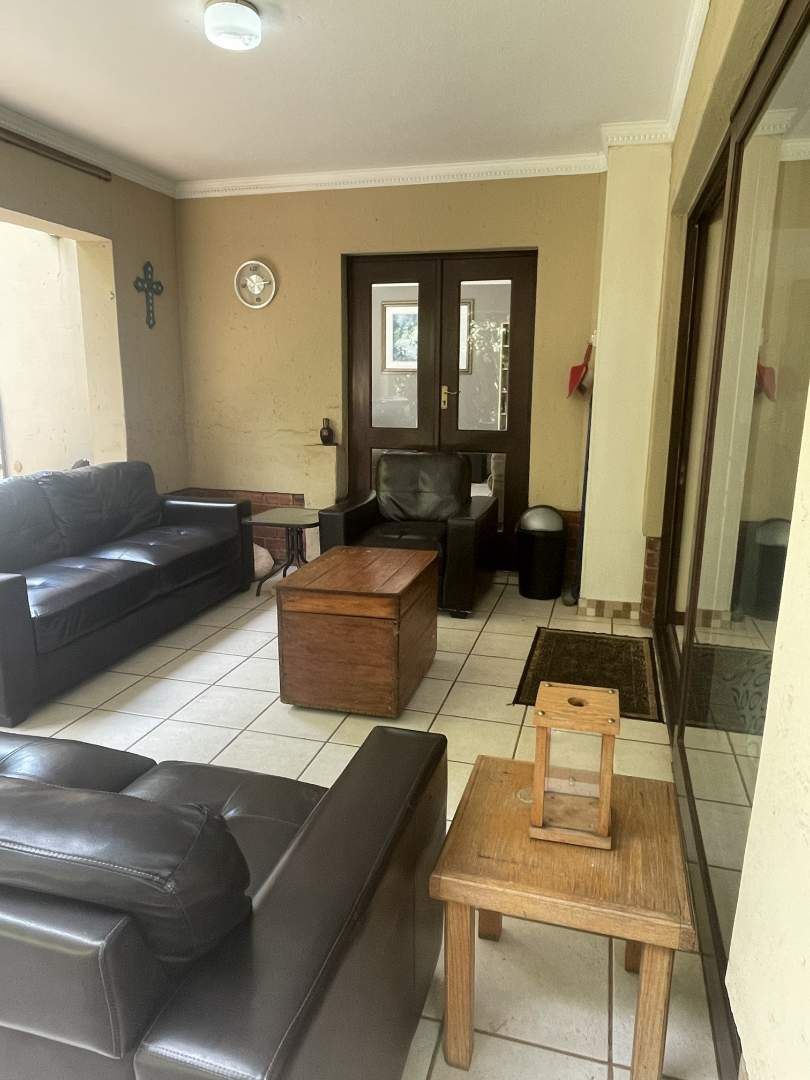 4 Bedroom Property for Sale in Woodlands Gauteng