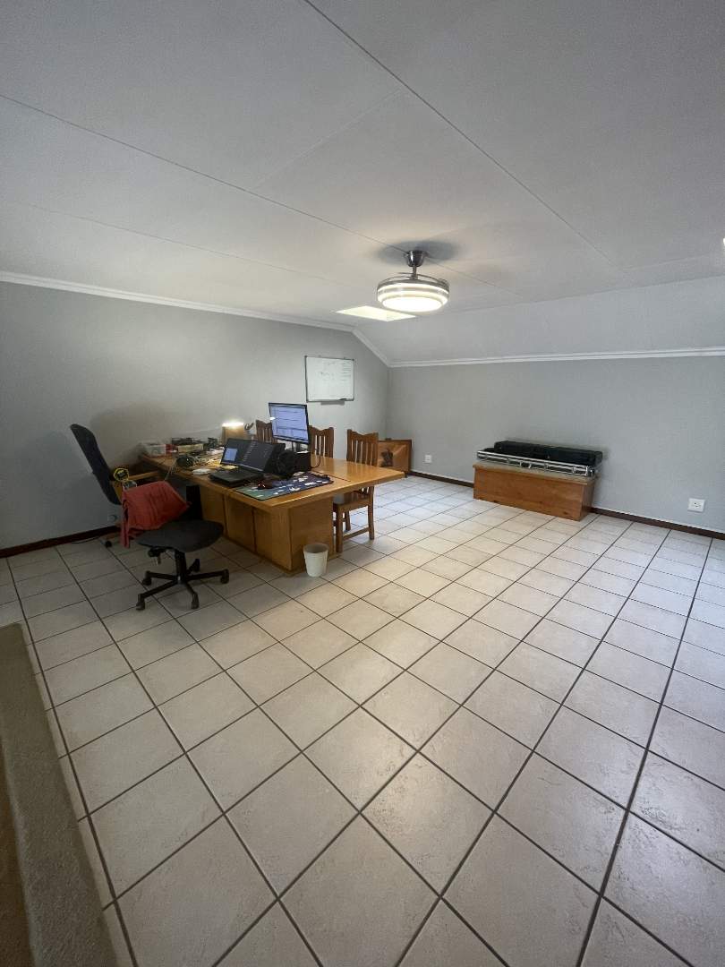 4 Bedroom Property for Sale in Woodlands Gauteng