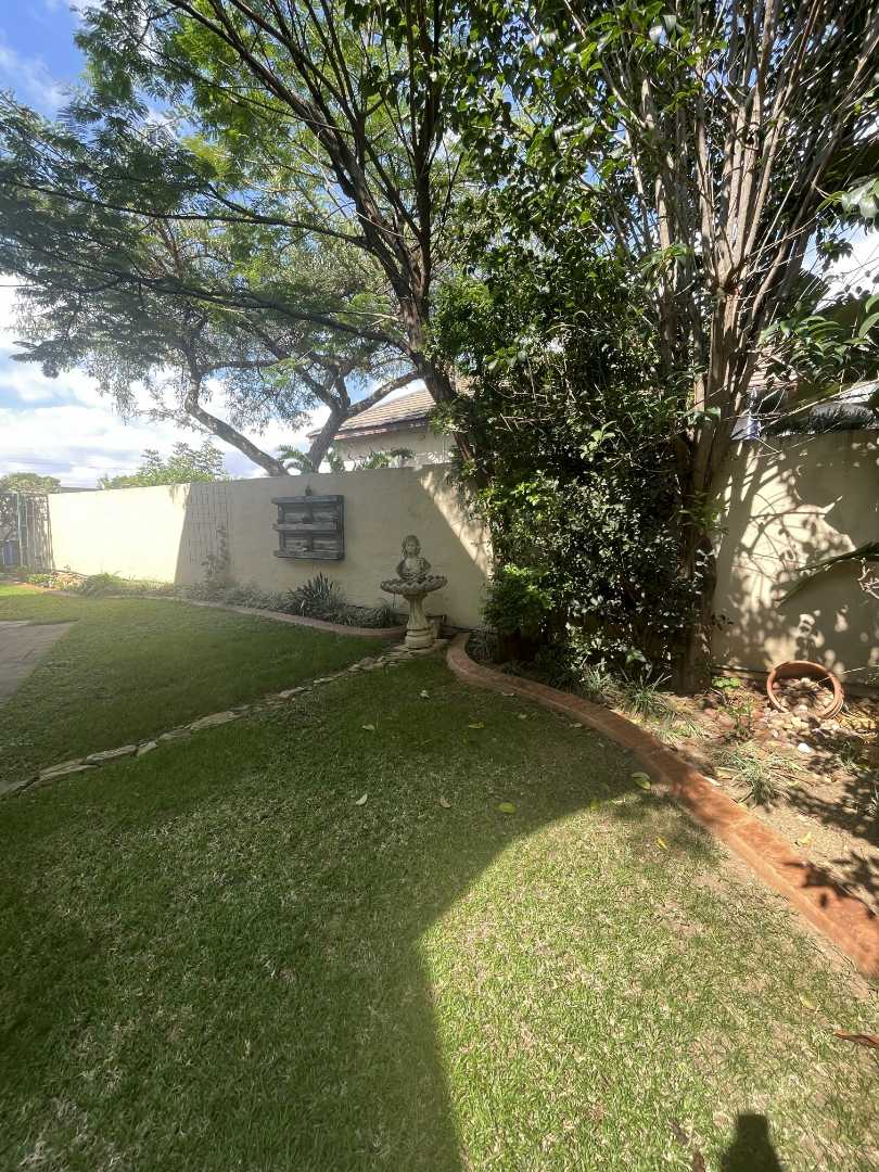 4 Bedroom Property for Sale in Woodlands Gauteng