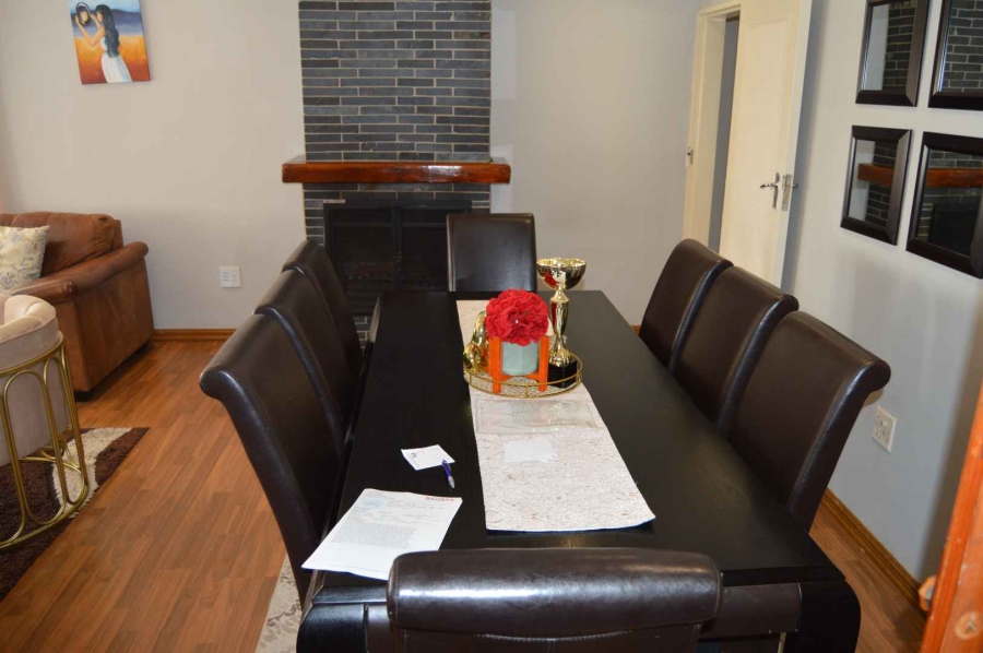 4 Bedroom Property for Sale in Brackenhurst Gauteng